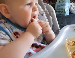 एक साल के बच्चे को कैसा खाना चाहिए: उपयोगी टिप्स