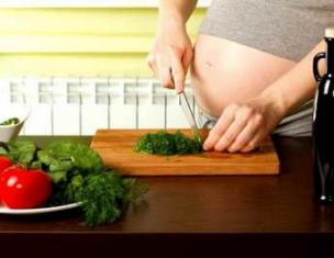 ¿Pueden las mujeres embarazadas comer eneldo? Té de eneldo para mujeres embarazadas
