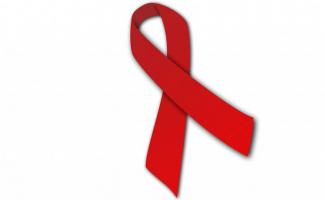 क्या चुंबन के माध्यम से एचआईवी संक्रमण होना संभव है या वायरस कैसे फैलता है (नहीं)? एचआईवी चुंबन के माध्यम से फैलता है